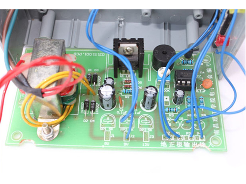 Multifunction adjustable power supply